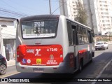 Pêssego Transportes 4 7249 na cidade de São Paulo, São Paulo, Brasil, por Gilberto Mendes dos Santos. ID da foto: :id.