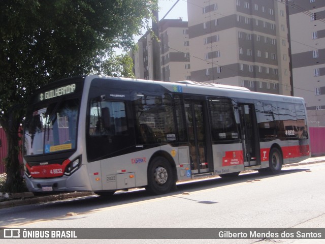 Express Transportes Urbanos Ltda 4 8832 na cidade de São Paulo, São Paulo, Brasil, por Gilberto Mendes dos Santos. ID da foto: 11687493.