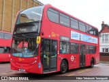 Metrobus E200 na cidade de London, Greater London, Inglaterra, por Fábio Takahashi Tanniguchi. ID da foto: :id.