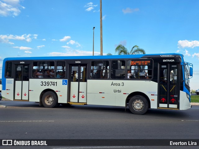 Urbi Mobilidade Urbana 339741 na cidade de Samambaia, Distrito Federal, Brasil, por Everton Lira. ID da foto: 11707587.