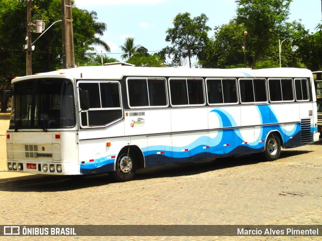 Ônibus Particulares 9657 na cidade de Amargosa, Bahia, Brasil, por Marcio Alves Pimentel. ID da foto: 11669414.