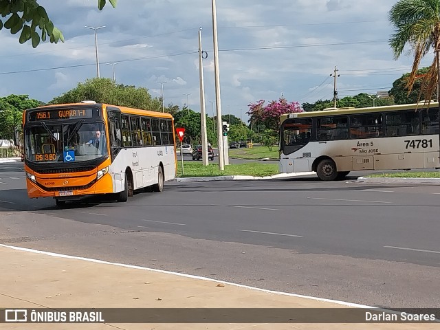 Auto Viação Marechal Brasília 445410 na cidade de Guará, Distrito Federal, Brasil, por Darlan Soares. ID da foto: 11713579.
