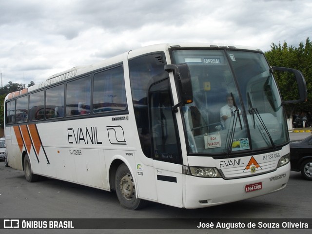 Evanil Transportes e Turismo RJ 132.056 na cidade de Aparecida, São Paulo, Brasil, por José Augusto de Souza Oliveira. ID da foto: 11733472.