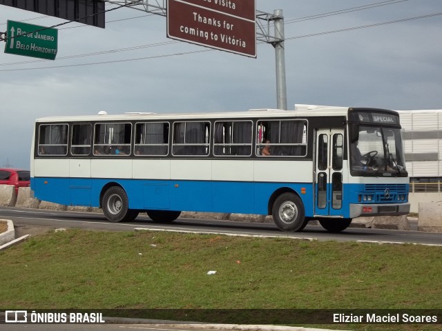 Ônibus Particulares 7144 na cidade de Vitória, Espírito Santo, Brasil, por Eliziar Maciel Soares. ID da foto: 11745812.