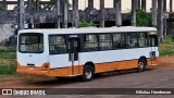 Ônibus Particulares 4213 na cidade de Tucuruí, Pará, Brasil, por Nikolas Henderson. ID da foto: :id.