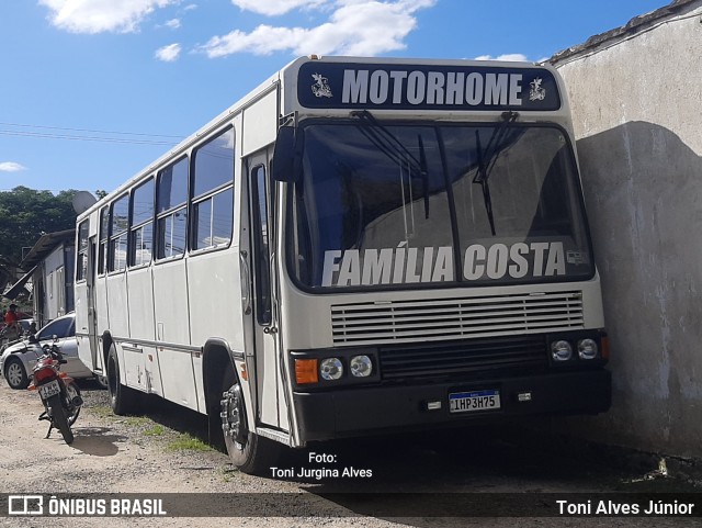 Ônibus Particulares 375 na cidade de Pelotas, Rio Grande do Sul, Brasil, por Toni Alves Júnior. ID da foto: 11685768.