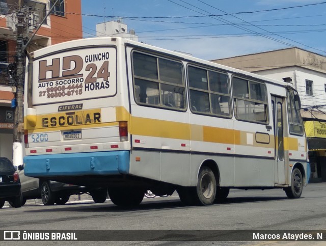 Ônibus Particulares 5200 na cidade de Linhares, Espírito Santo, Brasil, por Marcos Ataydes. N. ID da foto: 11770400.
