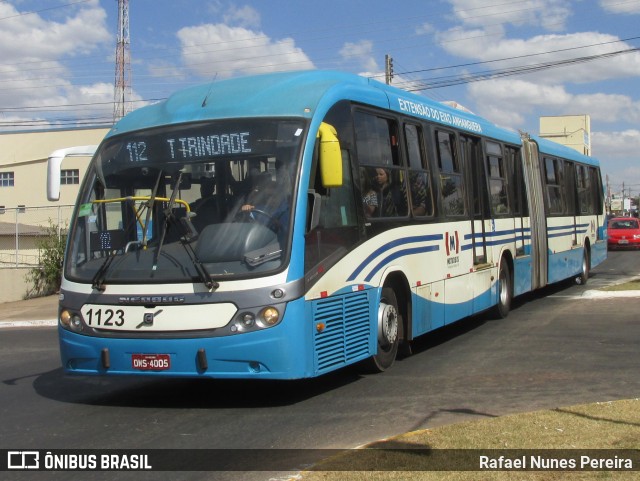 Metrobus 1123 na cidade de Trindade, Goiás, Brasil, por Rafael Nunes Pereira. ID da foto: 11776074.
