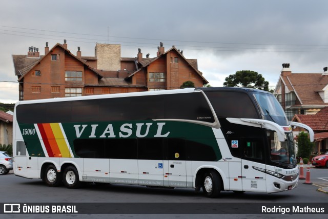 Viasul - Auto Viação Venâncio Aires 15000 na cidade de Gramado, Rio Grande do Sul, Brasil, por Rodrigo Matheus. ID da foto: 11779927.