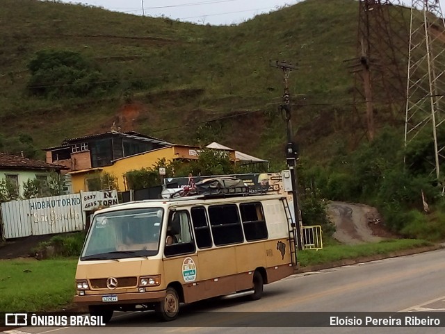 Ônibus Particulares  na cidade de Ouro Preto, Minas Gerais, Brasil, por Eloísio Pereira Ribeiro. ID da foto: 11780800.