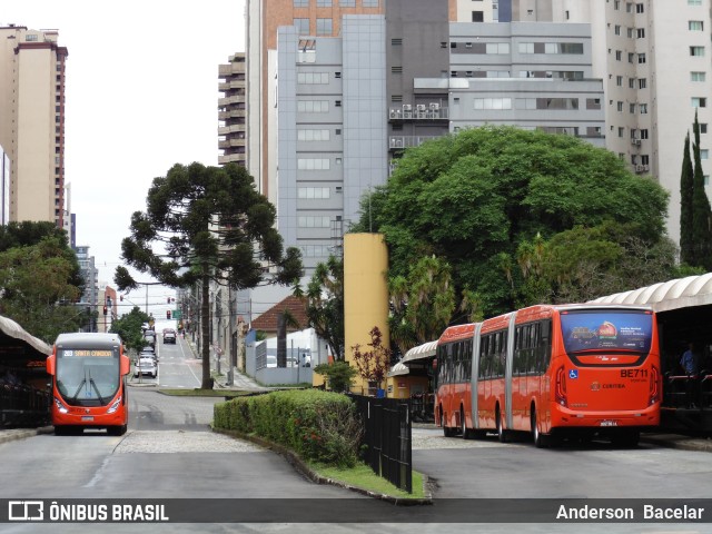 Transporte Coletivo Glória BE711 na cidade de Curitiba, Paraná, Brasil, por Anderson  Bacelar. ID da foto: 11788299.