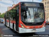Buses Alfa S.A. 4021 na cidade de Providencia, Santiago, Metropolitana de Santiago, Chile, por Benjamín Tomás Lazo Acuña. ID da foto: :id.