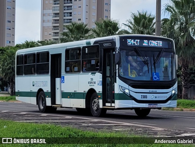 Cidade Verde Transporte Rodoviário 2305 na cidade de Maringá, Paraná, Brasil, por Anderson Gabriel. ID da foto: 11799203.