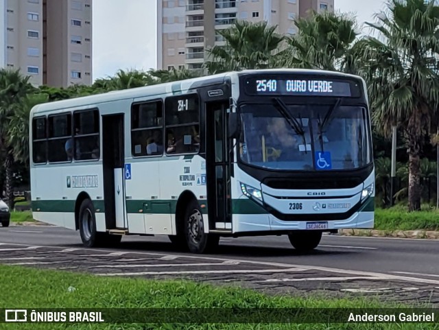 Cidade Verde Transporte Rodoviário 2306 na cidade de Maringá, Paraná, Brasil, por Anderson Gabriel. ID da foto: 11799213.