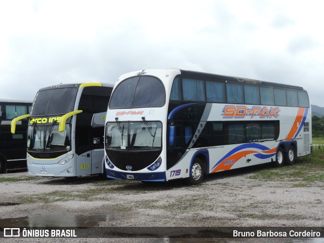 Autobuses sin identificación - Argentina 1719 na cidade de Florianópolis, Santa Catarina, Brasil, por Bruno Barbosa Cordeiro. ID da foto: 11800086.