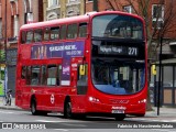 Metroline VWH2013 na cidade de London, Greater London, Inglaterra, por Fabricio do Nascimento Zulato. ID da foto: :id.