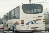 Ônibus Particulares 8061 na cidade de Curitiba, Paraná, Brasil, por Osvaldo Born. ID da foto: :id.