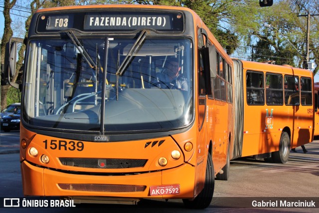 Leblon Transporte de Passageiros 15R39 na cidade de Curitiba, Paraná, Brasil, por Gabriel Marciniuk. ID da foto: 11810037.