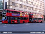 Metroline VWH2323 na cidade de London, Greater London, Inglaterra, por Fabricio do Nascimento Zulato. ID da foto: :id.