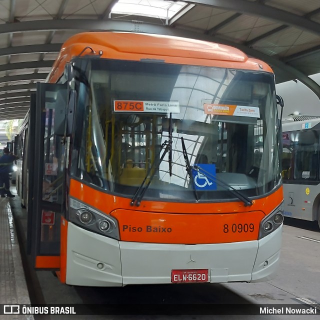 TRANSPPASS - Transporte de Passageiros 8 0909 na cidade de São Paulo, São Paulo, Brasil, por Michel Nowacki. ID da foto: 11823215.