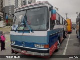 Ônibus Particulares 1212 na cidade de Barueri, São Paulo, Brasil, por Jean Peter. ID da foto: :id.