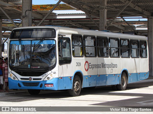 Expresso Metropolitano Transportes 2820 na cidade de Salvador, Bahia, Brasil, por Victor São Tiago Santos. ID da foto: 11824632.