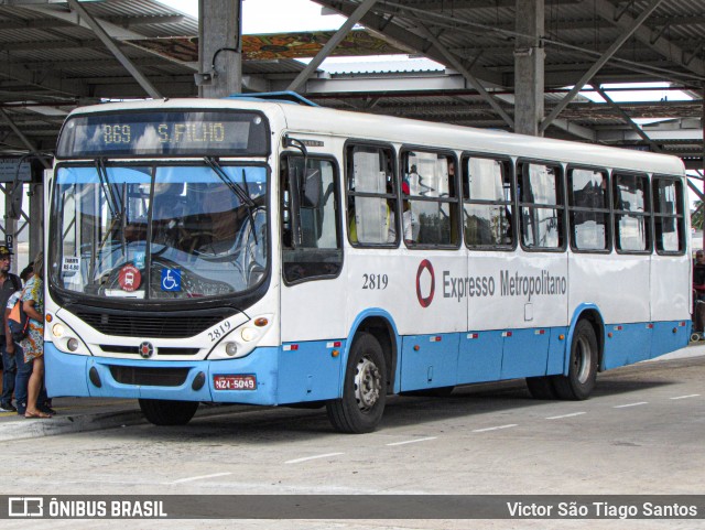 Expresso Metropolitano Transportes 2819 na cidade de Salvador, Bahia, Brasil, por Victor São Tiago Santos. ID da foto: 11824643.