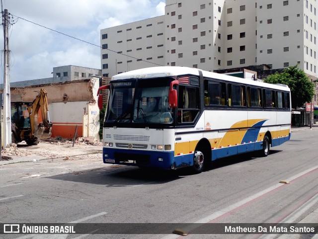 Ônibus Particulares  na cidade de Fortaleza, Ceará, Brasil, por Matheus Da Mata Santos. ID da foto: 11828152.