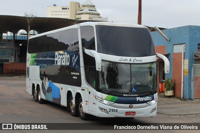 Planalto Transportes 2104 na cidade de Porto Alegre, Rio Grande do Sul, Brasil, por Francisco Dornelles Viana de Oliveira. ID da foto: 11830029.