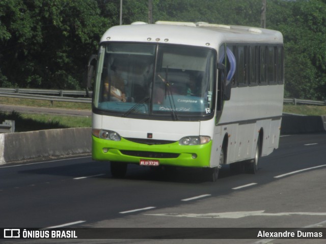Ônibus Particulares 2204 na cidade de João Pessoa, Paraíba, Brasil, por Alexandre Dumas. ID da foto: 11831811.