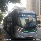 Via Sudeste Transportes S.A. 5 2147 na cidade de São Paulo, São Paulo, Brasil, por MILLER ALVES. ID da foto: :id.