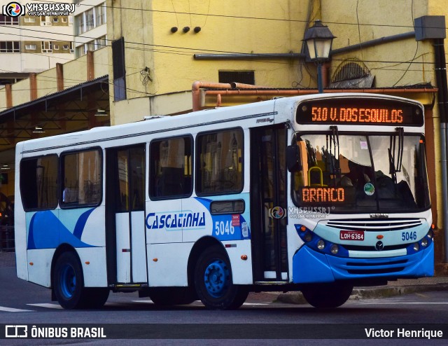 Viação Cascatinha 5046 na cidade de Petrópolis, Rio de Janeiro, Brasil, por Victor Henrique. ID da foto: 11754494.