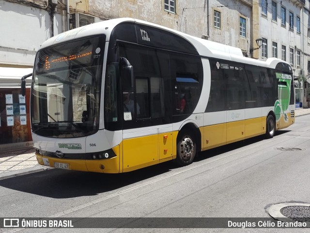 SMTUC - Serviços Municipalizados de Transportes Urbanos de Coimbra 506 na cidade de Coimbra, Coimbra, Portugal, por Douglas Célio Brandao. ID da foto: 11756939.