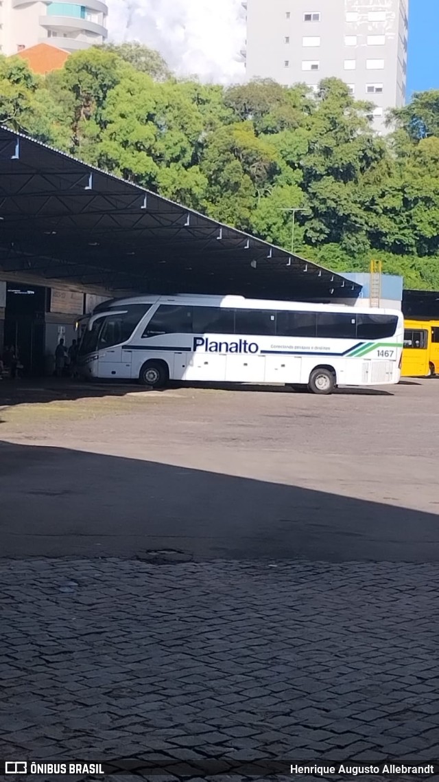 Planalto Transportes 1467 na cidade de Caxias do Sul, Rio Grande do Sul, Brasil, por Henrique Augusto Allebrandt. ID da foto: 11759340.
