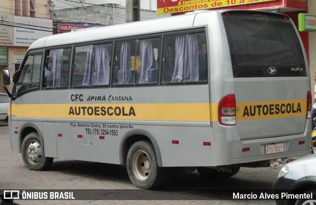 Auto-Escola Ipirá Santana 0627 na cidade de Ipirá, Bahia, Brasil, por Marcio Alves Pimentel. ID da foto: 11763541.