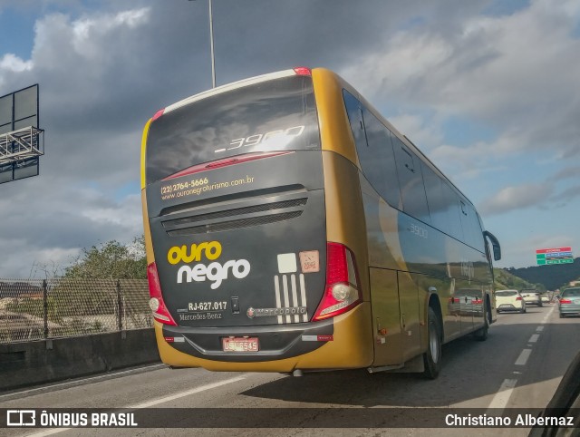 Ouro Negro Transportes e Turismo RJ 627.017 na cidade de Rio Bonito, Rio de Janeiro, Brasil, por Christiano Albernaz. ID da foto: 11832739.