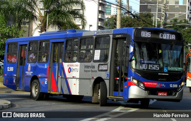 Auto Viação Bragança Metropolitana > Viação Raposo Tavares 12.569 na cidade de São Paulo, São Paulo, Brasil, por Haroldo Ferreira. ID da foto: 11833819.