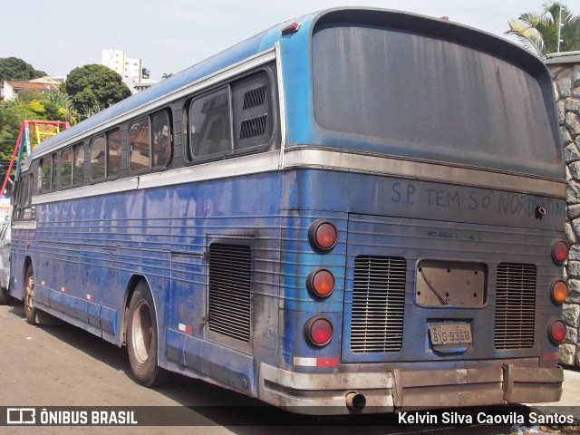 Ônibus Particulares 9368 na cidade de Três Pontas, Minas Gerais, Brasil, por Kelvin Silva Caovila Santos. ID da foto: 11834221.