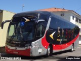 By Bus Transportes Ltda 61207 na cidade de Trindade, Goiás, Brasil, por Douglas Andrez. ID da foto: :id.