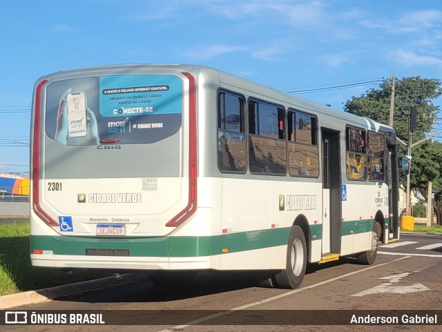 Cidade Verde Transporte Rodoviário 2301 na cidade de Maringá, Paraná, Brasil, por Anderson Gabriel. ID da foto: 11863748.