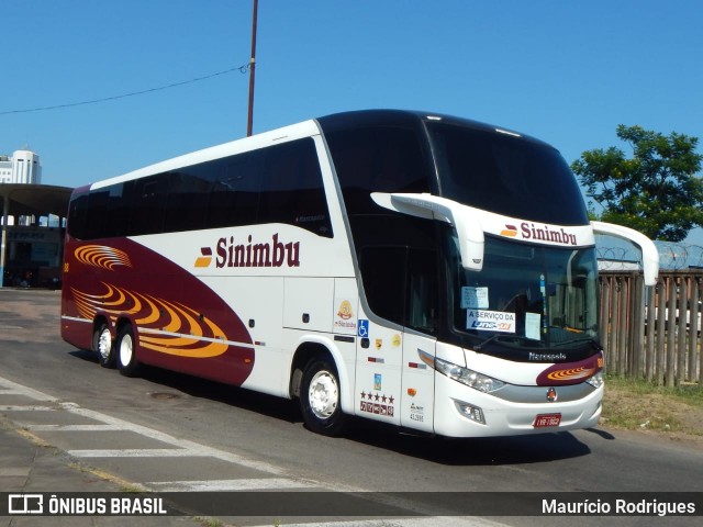 Expresso Sinimbu 88 na cidade de Porto Alegre, Rio Grande do Sul, Brasil, por Maurício Rodrigues. ID da foto: 11865635.
