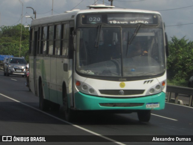 Ônibus Particulares 020 na cidade de Bayeux, Paraíba, Brasil, por Alexandre Dumas. ID da foto: 11867327.