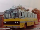 Ônibus Particulares  na cidade de Mineiros do Tietê, São Paulo, Brasil, por André Martins. ID da foto: :id.