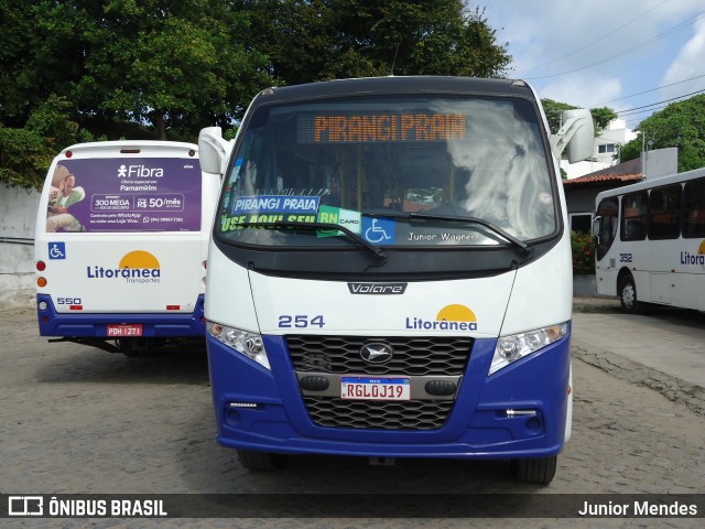 Litorânea Transportes 254 na cidade de Nísia Floresta, Rio Grande do Norte, Brasil, por Junior Mendes. ID da foto: 11876219.