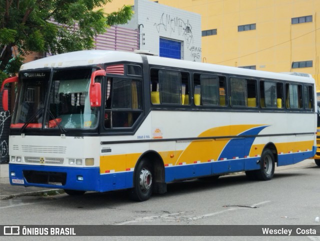 Ônibus Particulares 8034 na cidade de Fortaleza, Ceará, Brasil, por Wescley  Costa. ID da foto: 11879797.