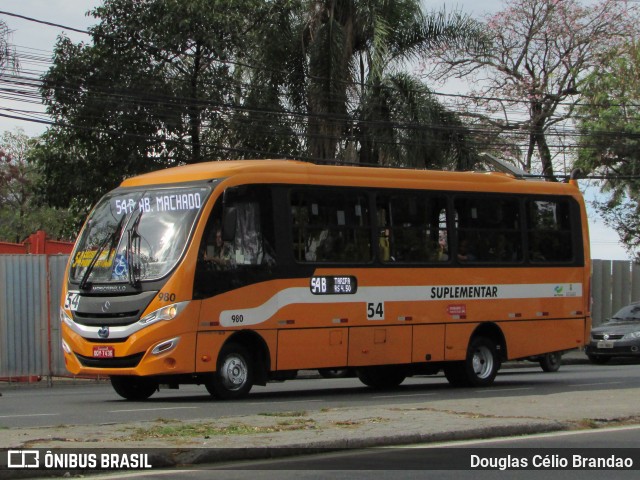 Transporte Suplementar de Belo Horizonte 980 na cidade de Belo Horizonte, Minas Gerais, Brasil, por Douglas Célio Brandao. ID da foto: 11879584.
