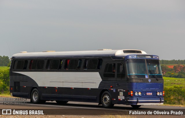 Ônibus Particulares 0770 na cidade de Pardinho, São Paulo, Brasil, por Fabiano de Oliveira Prado. ID da foto: 11835427.
