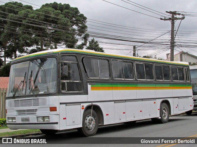 Ônibus Particulares 400 na cidade de Curitiba, Paraná, Brasil, por Giovanni Ferrari Bertoldi. ID da foto: 11885696.