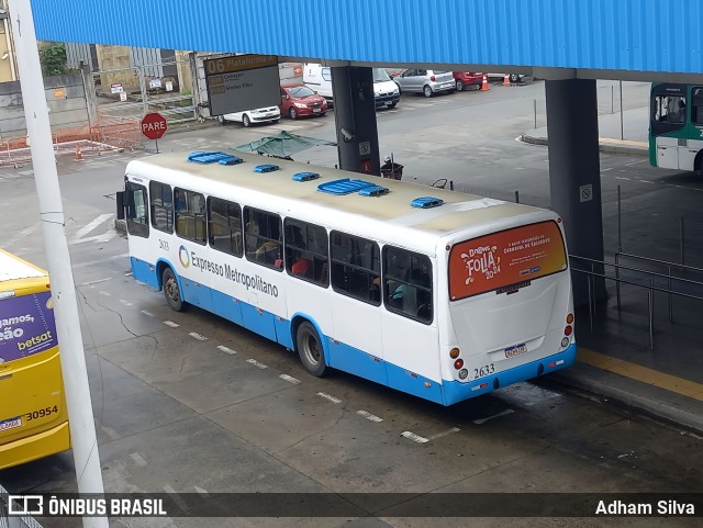 Expresso Metropolitano Transportes 2633 na cidade de Salvador, Bahia, Brasil, por Adham Silva. ID da foto: 11886750.