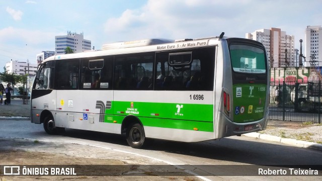 Transcooper > Norte Buss 1 6596 na cidade de São Paulo, São Paulo, Brasil, por Roberto Teixeira. ID da foto: 11890294.